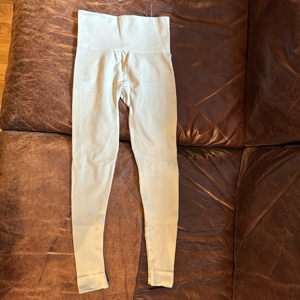 Set Active leggings size xs/s beige